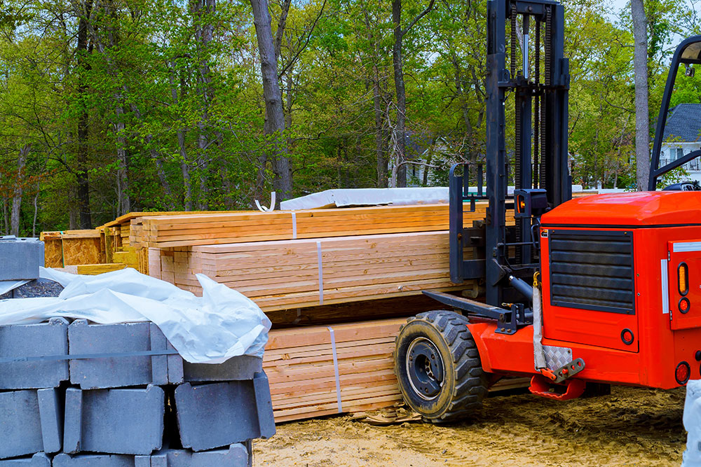 Framing Beams On Forklift In Ottawa